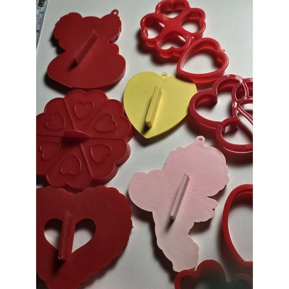 Vintage‎ Valentine's Day Cookie Cutters Mickey Koala Cupid Hearts Set of 14